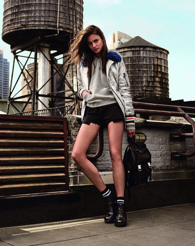 High street chic in Topshop's new collection on model     Taylor Hill.