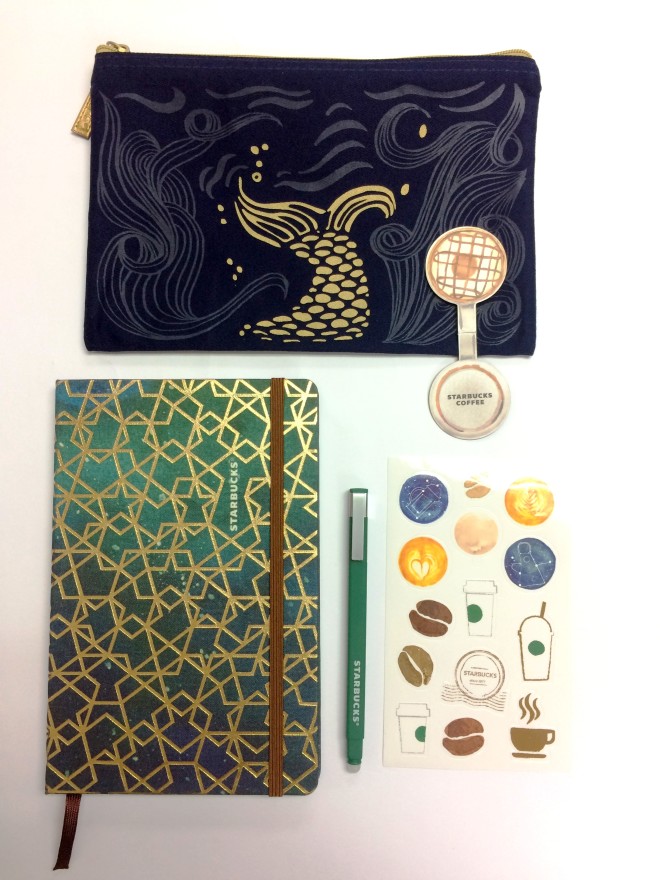 Gorgeous gold mermail tail pouch to go with the sea-inspired planner done in ocean colors