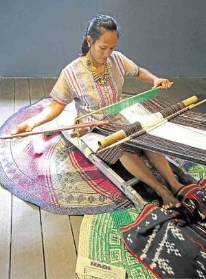 KALINGA weaver Irene Bimuyag