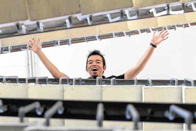 Manix looks down from the top of the Vinzons Building’s staircase—the same way the Vinzons ghost was looking down on him and his Kule colleagues when they happened to get a glimpse of it.