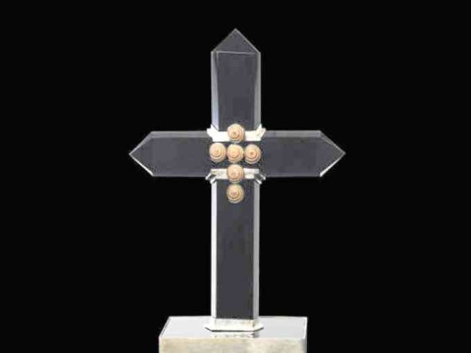 Fürstenberg oftenmakes crucifixes in various materials