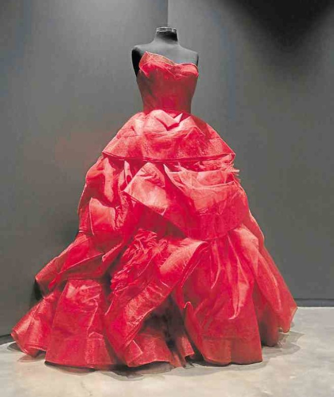 Red “Gemma” dress for Chinese brides