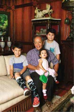 De Ocampo with grandchildren, Rocco, Giada and Rocky