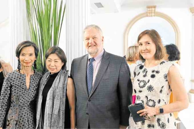 Asian Cultural Council Philippine Foundation, Inc. and ACC New York trustee Josie Natori, Tessie Sy-Coson, ACC trustee David Rockefeller Jr., ACC chairWendy O' Neill
