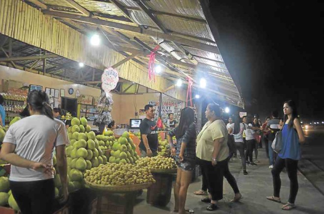 Fruit stands along the highways of Davao City