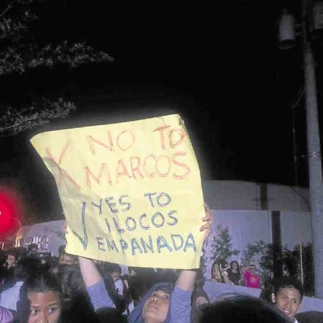Witty sign during the Nov. 18 anti-Marcos burial rally at the People Power Monument on Edsa —INQUIRER.NET