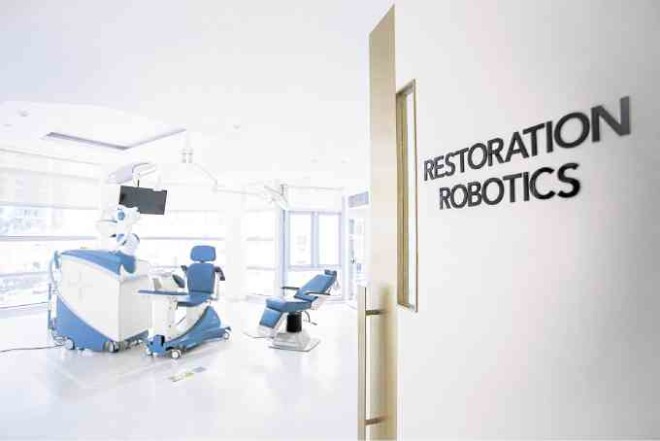 TheHair Lab’s robotics hair transplantation room