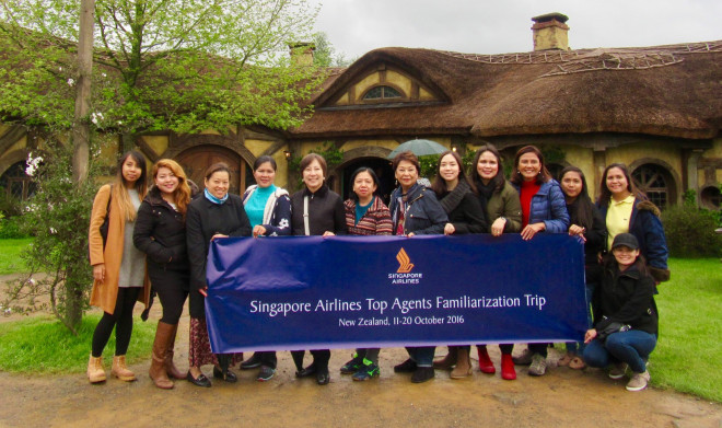 Singapore Airlines executives and top agents in Hobbiton: Aileen Adalid, Camille Pacis (Singapore Airlines), Aileen Clemente (Rajah Travel Corp.), Helen Carillo (ISS GMT), Sylvia Sangco (Philscan Travel & Tours), Carolita Ang (Pan Pacific Travel Corp.), Norma Cacho (North Star International Travel), Angeline Cua (Horizon Travel & Tours), Jackylyn Cajilig (Las Palmas Tours & Travel Agency), Ella Salita (Singapore Airlines), Girlie Gonzales (ATPI Instone Phils.), Cecilia Villejo (HRG Philippines), and Kat Bucsit (Singapore Airlines). Photo: Cheche V. Moral