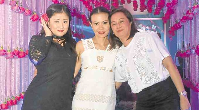 Gayette Mistal, Jackie Ejercito, Weng Ejercito