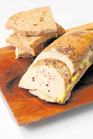 Roasted foie graswith nutmeg