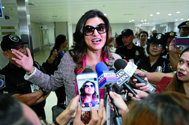  Sushmita Sen, Miss Universe 1994 answers questions from waiting reporters upon her arrival at the Ninoy Aquino International Airport terminal 1 on  Thursday, January 26, 2017.  Sen will serve as one of the judges of the 65th  Miss Universe pageant to be held at the Mall of Asia Arena on January 30. INQUIRER PHOTO / GRIG C. MONTEGRANDE