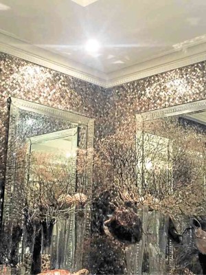 In the dining room, old corals have the perfect backdrop of mosaic walls and mirrors. —PHOTOS BY THELMA SIOSON SAN JUAN