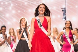 Miss Universe, Canada, Siera Bearchell, gown