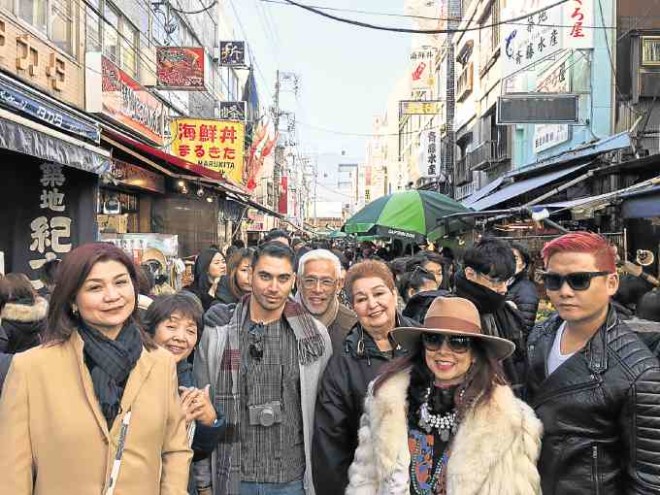 Manila media guests at Tsukiji Fish Market