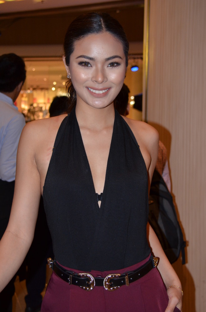Miss Philippines 2016 Maxine Medina arrives backstage 