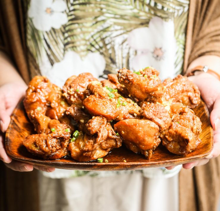 This recipe by Manam’s Ernez Owera is a Pinoy version of buffalo wings with a hint of saltiness