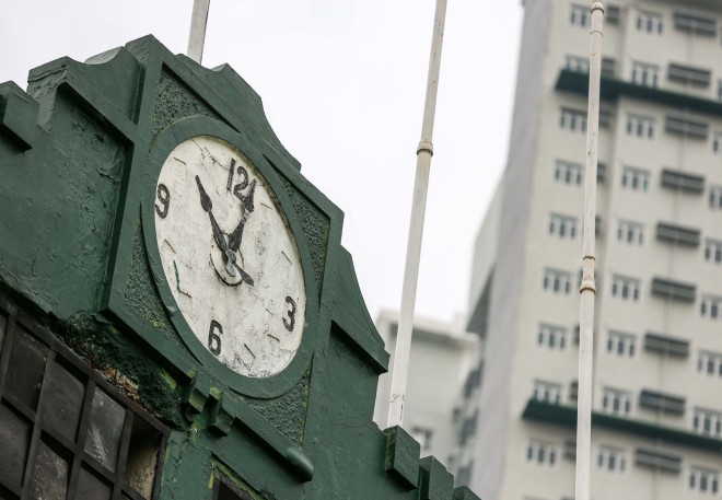 Art deco clock on the façade: Is time running out for Rizal Memorial Sports Complex? —PHOTOS BY LYN RILLON