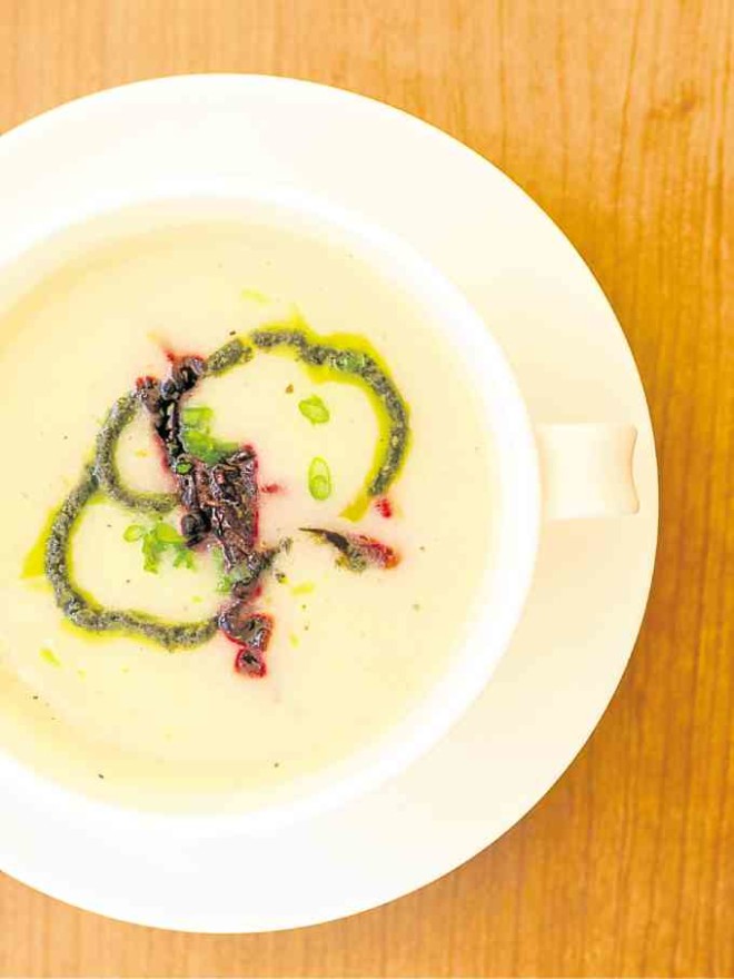 Cauliflower soup by Vatel Restaurant