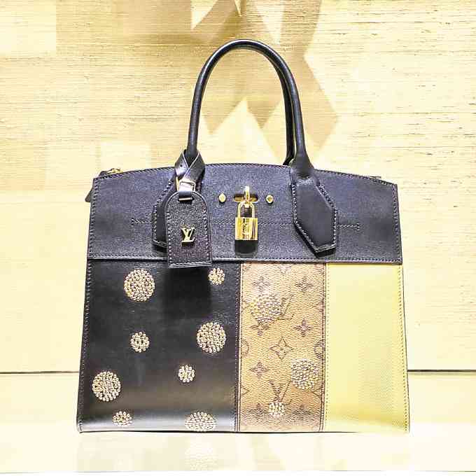 Louis Vuitton Opens Second Store in Solaire Resort & Casino