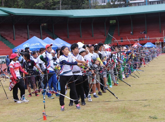 The author (foreground) with archers from all over the country in Baguio