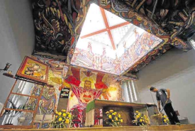 AlfonsoOssorio’s “Angry Christ” mural at St. Joseph theWorker Parish Church in Victorias City, Negros Occidental—ALANAH TORRALBA