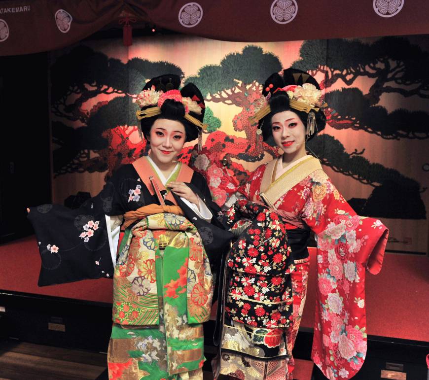 ‘Oedo Enbugeki’ performers. Image: YOSHIAKI MIURA 
