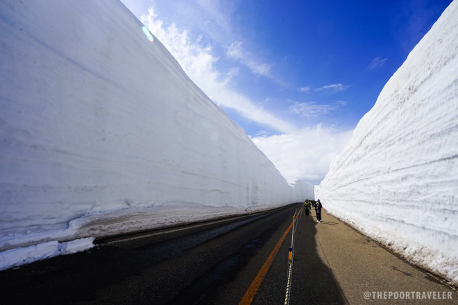 The famed Snow Wall, with sides of sheer ice as high as 20 meters—among the attractions in  the Tateyama Kurobe Alpine Route; the mountain range receives some of the heaviest snowfall in Japan, resulting in spectacular winter vistas that last until spring.
