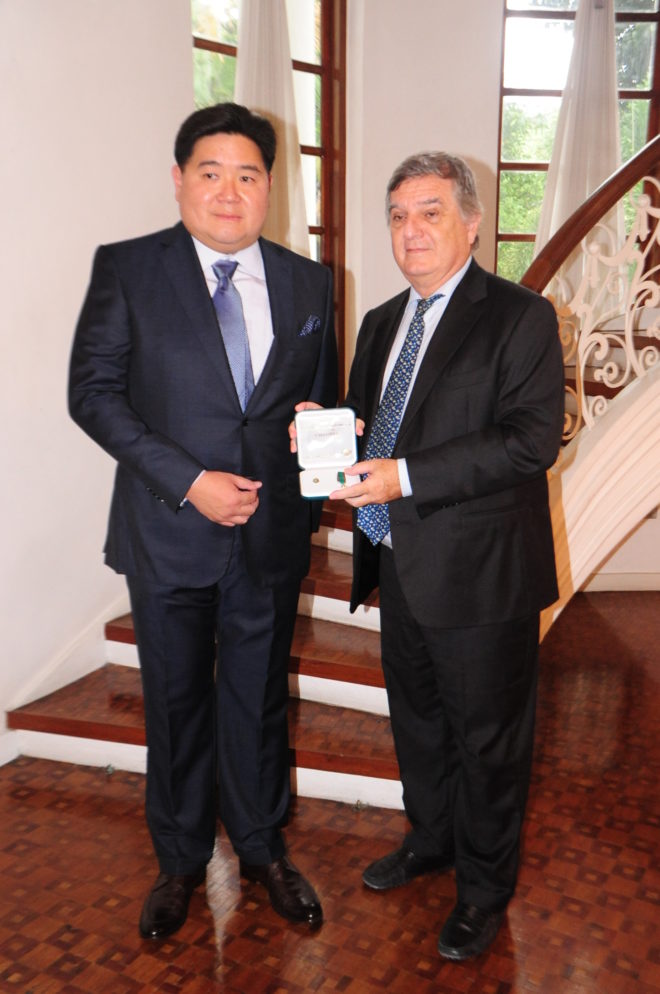 SSI Group president Anthony Huang and Italian Ambassador Giorgio Guglielmino