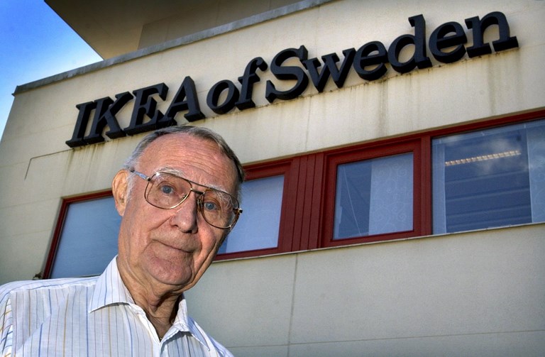(FILES) This file photo taken on August 6, 2002 shows Ikea founder Ingvar Kamprad posing outside the furniture giants headquarters in Almhult, southern Sweden. Ingvar Kamprad, the enigmatic founder of Swedish furniture giant IKEA, died aged 91 on Sunday, the company said. / AFP PHOTO / Claudio BRESCIANI