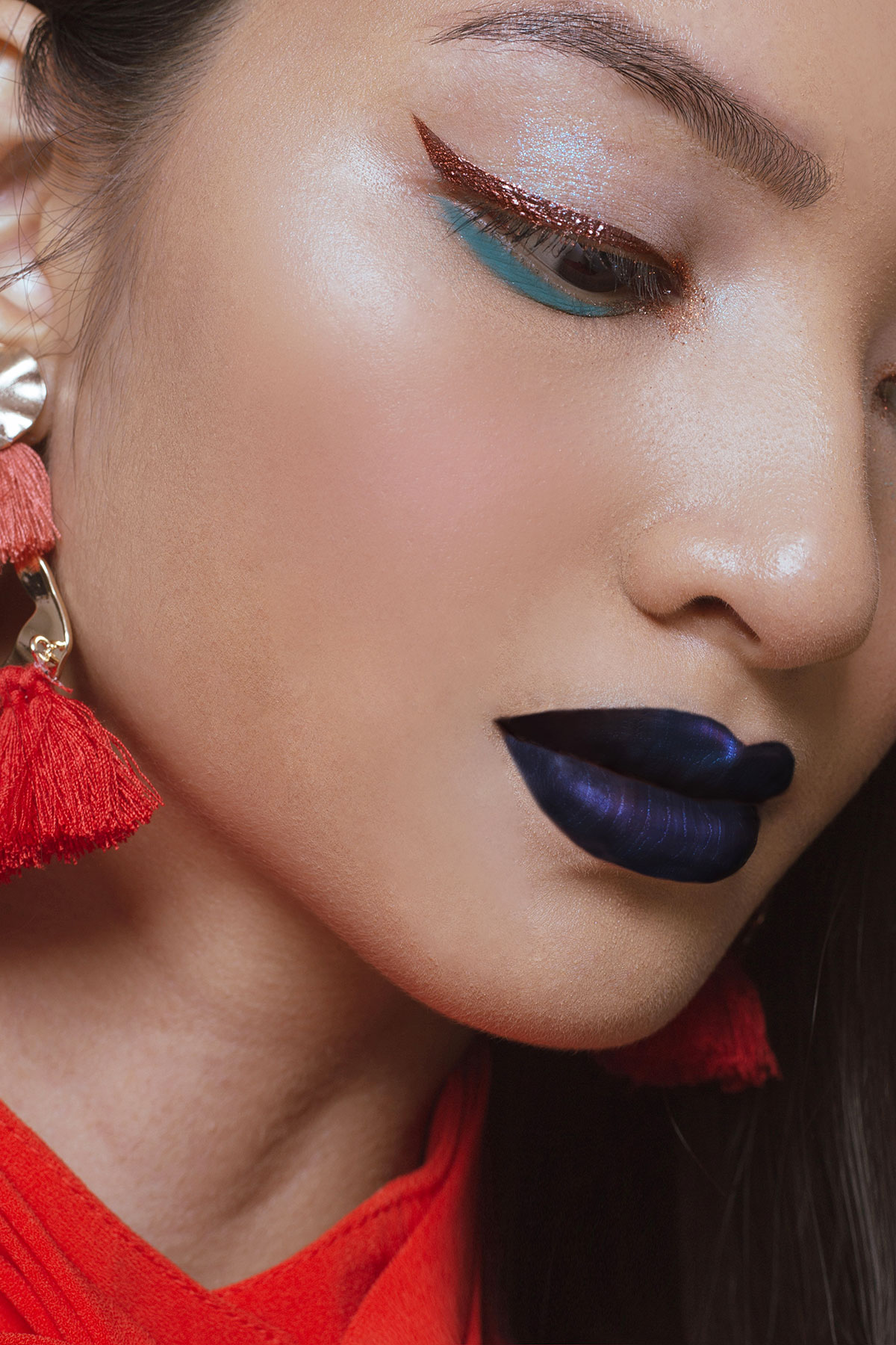 Kill 'em with #Lipstories lipsticks to complete your look