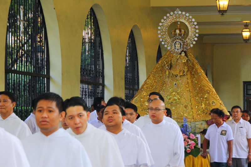 Dominican priests and brothers during the traditional grand enthronement of La Naval de Manila last Oct. 3.