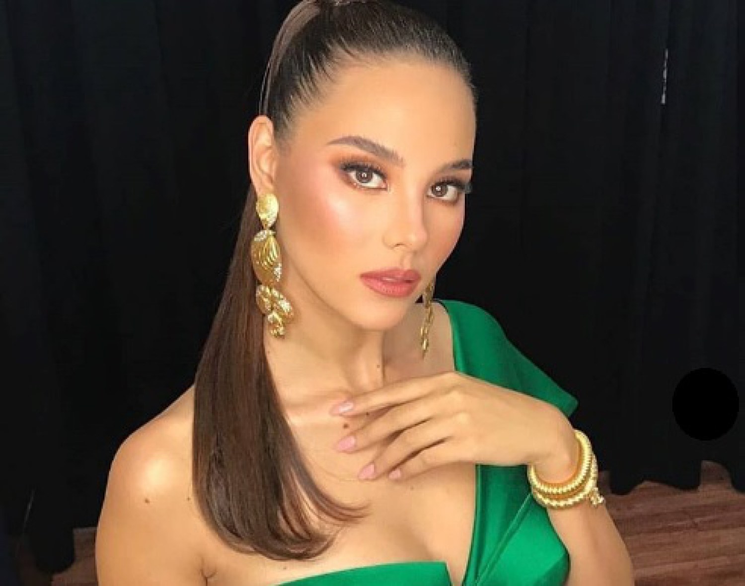 Catriona charms Inquirer Lifestyle pages before 2018 Miss Universe victory