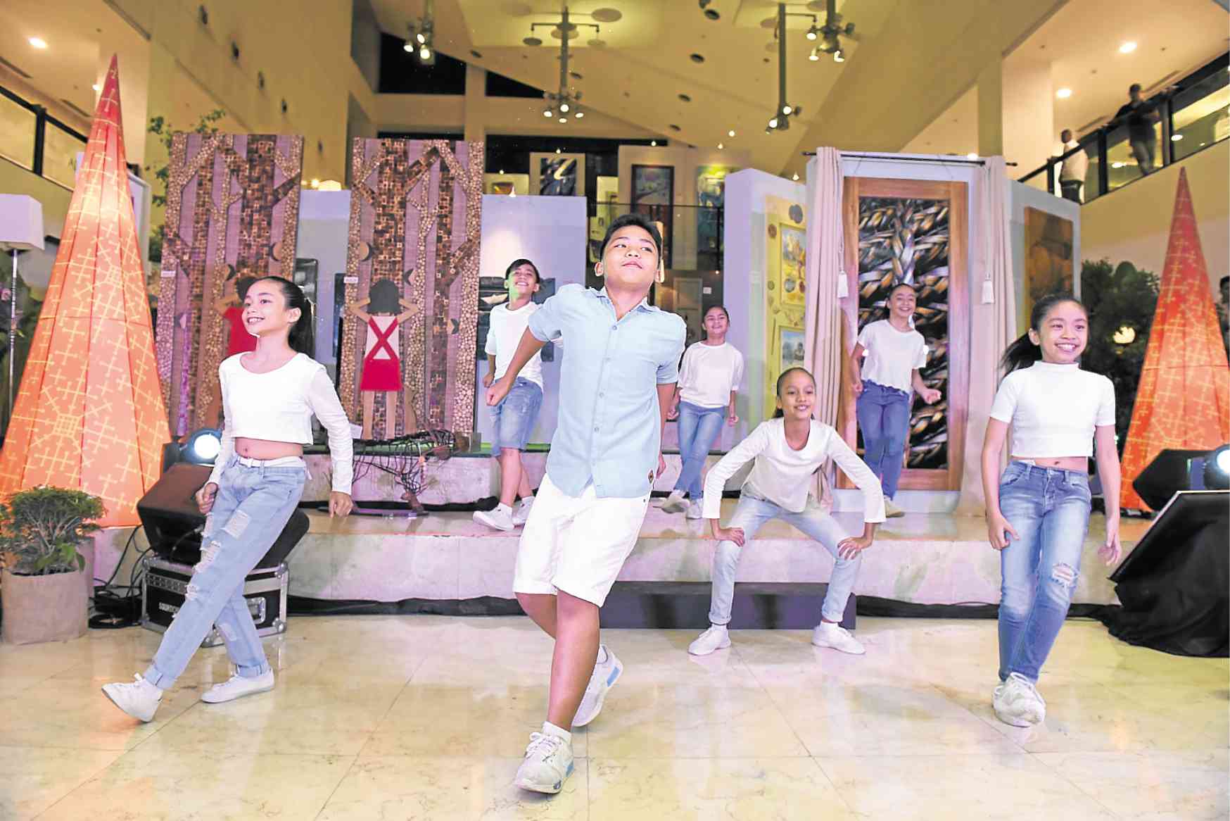 Steps Dance Studio kids perform a dance number from the “Awit at Laro” album.