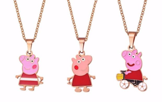 As the Year of the Pig nears, items with characters from the UK show Peppa Pig are popular. [Photo/China Daily]