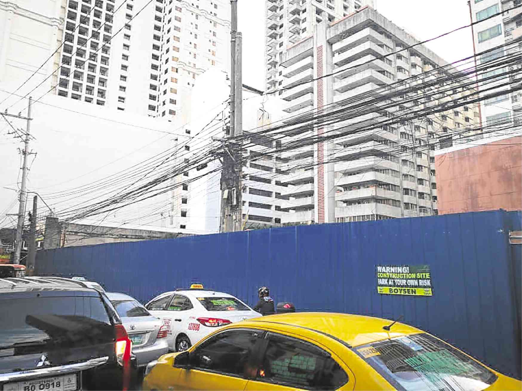 Angela Apartments in Manila demolished