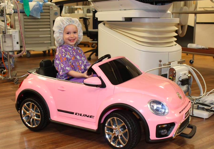 Hospital lets kids drive mini cars to surgery