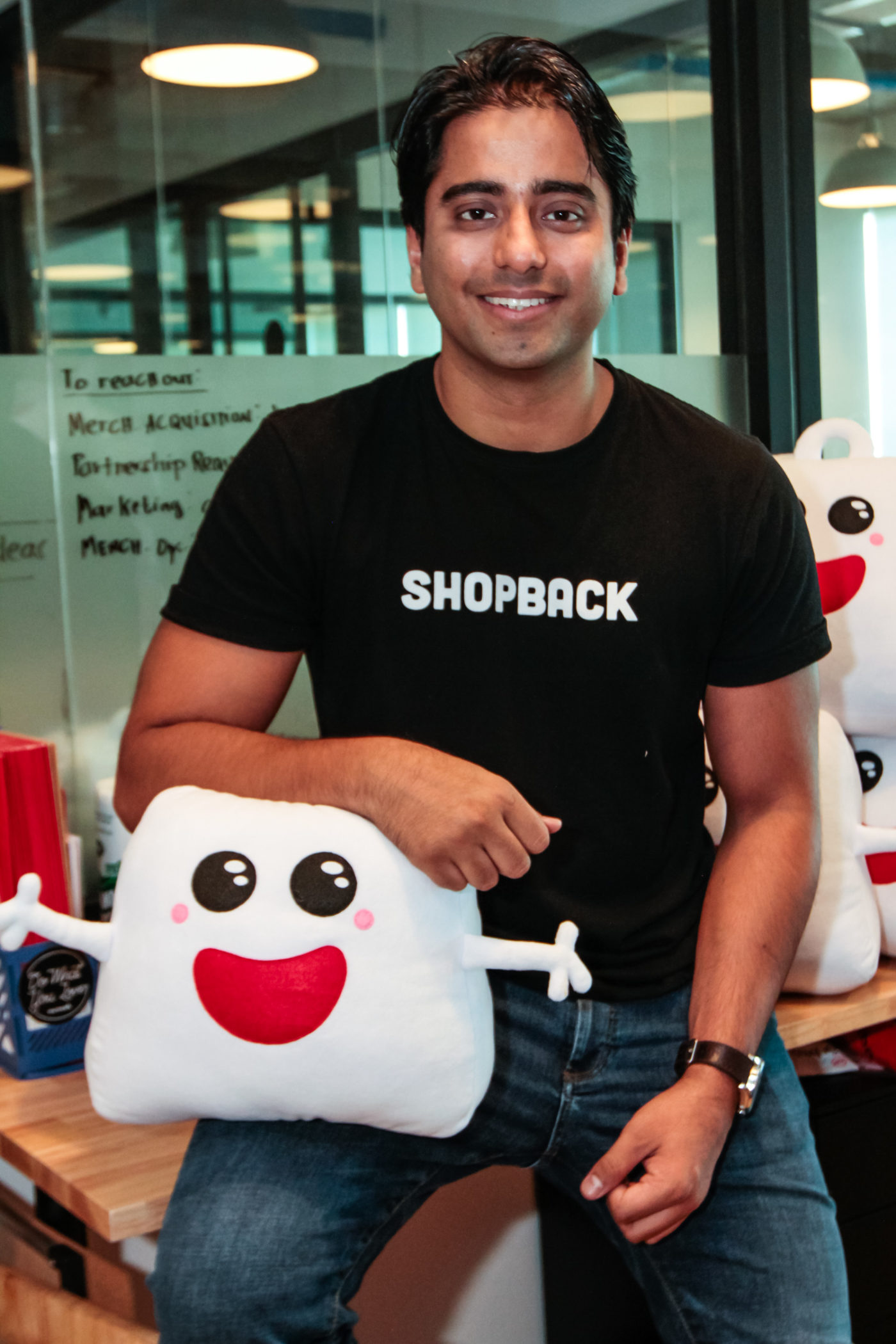 Earn money while you shop online with ShopBack Lifestyle.INQ