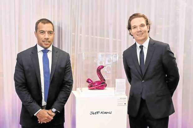 Artist Jeff Koons collaborates with French dinnerware brand