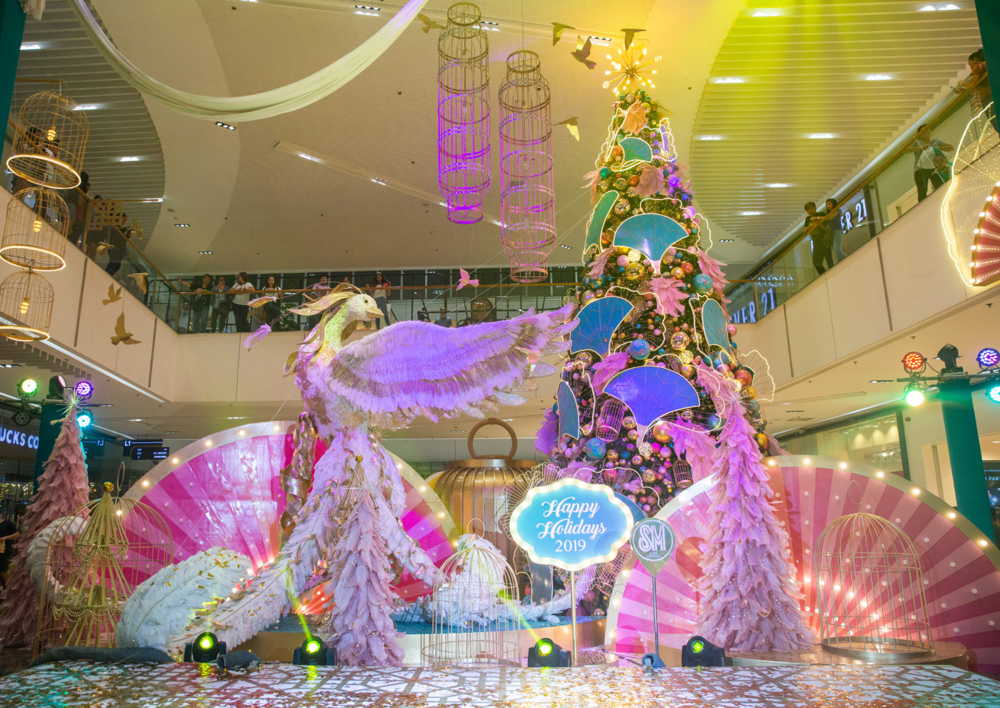 SM kicks off Christmas nationwide with #SparklingSMallidays | Lifestyle.INQ