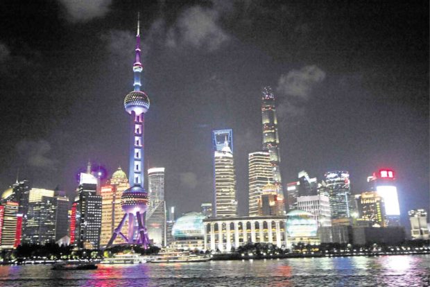 Shanghai’s spectacle of ‘supers’