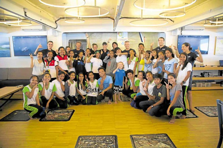 Crusaders against plastic pollution spread the word in Palawan
