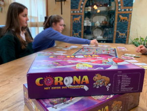 Coronavirus: The board game-German sisters' invention sells out for Christmas