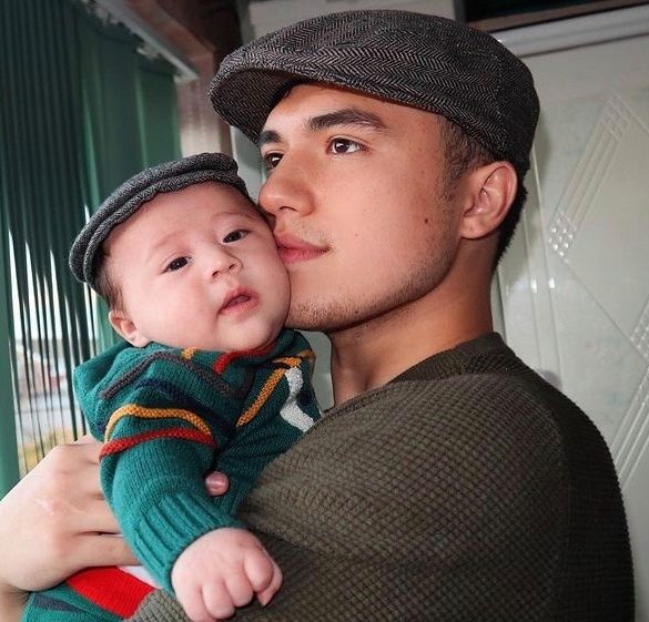 markus paterson with son ig