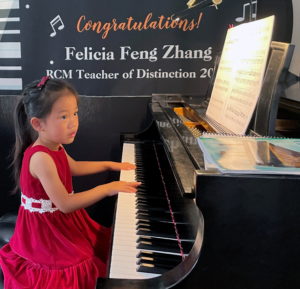 Meet a 4-year-old piano prodigy