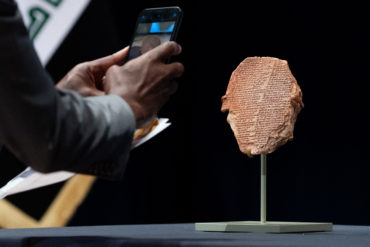 US returns ancient Gilgamesh tablet to Iraq