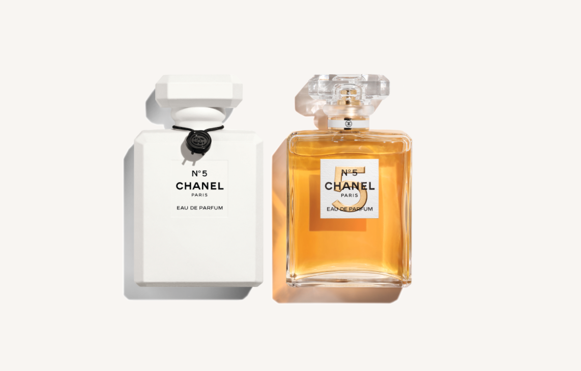 Chanel Baume Essentiel Or - Holiday 2021 Limited Edition