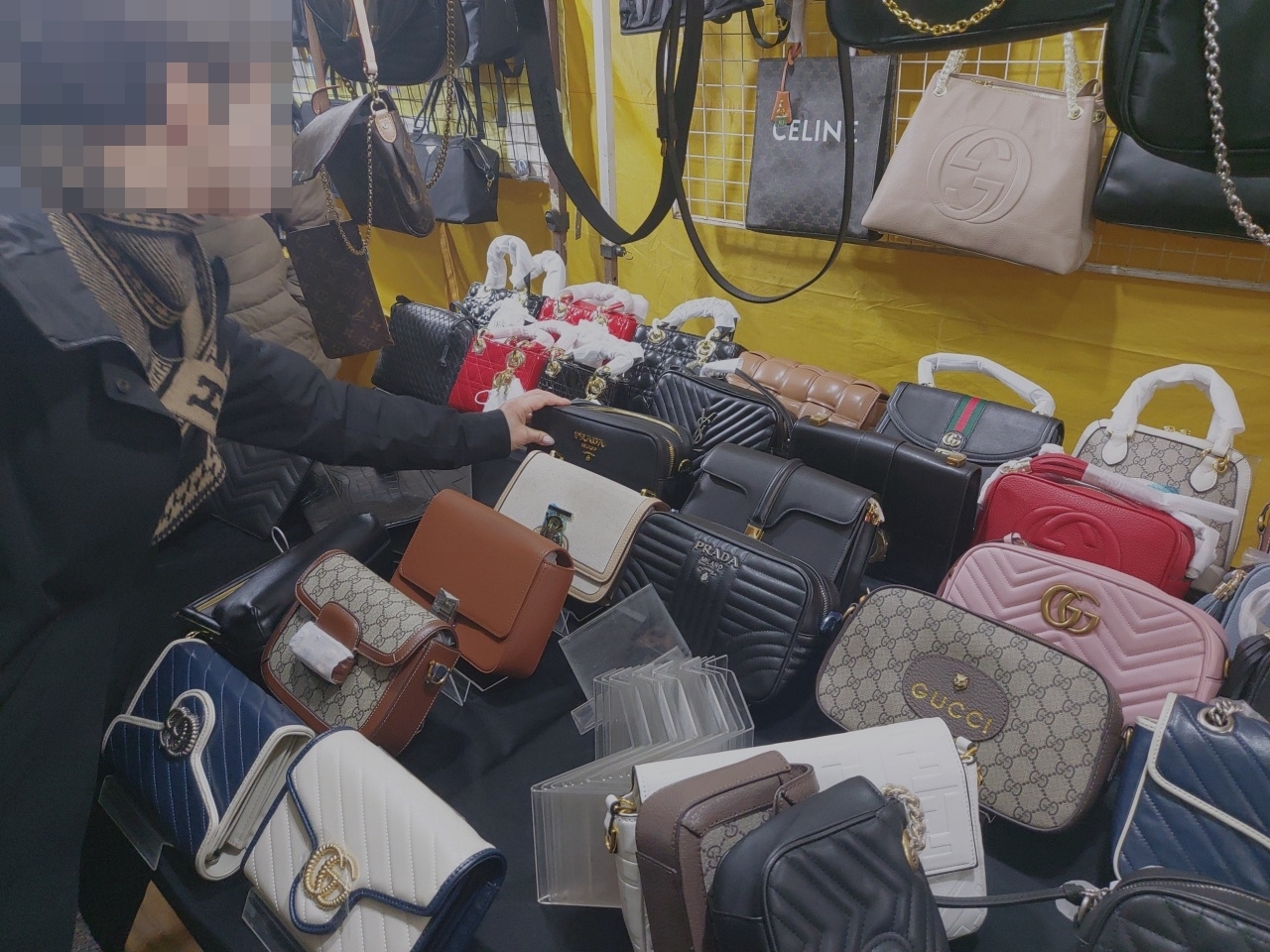 South Korea's counterfeit market is very much alive