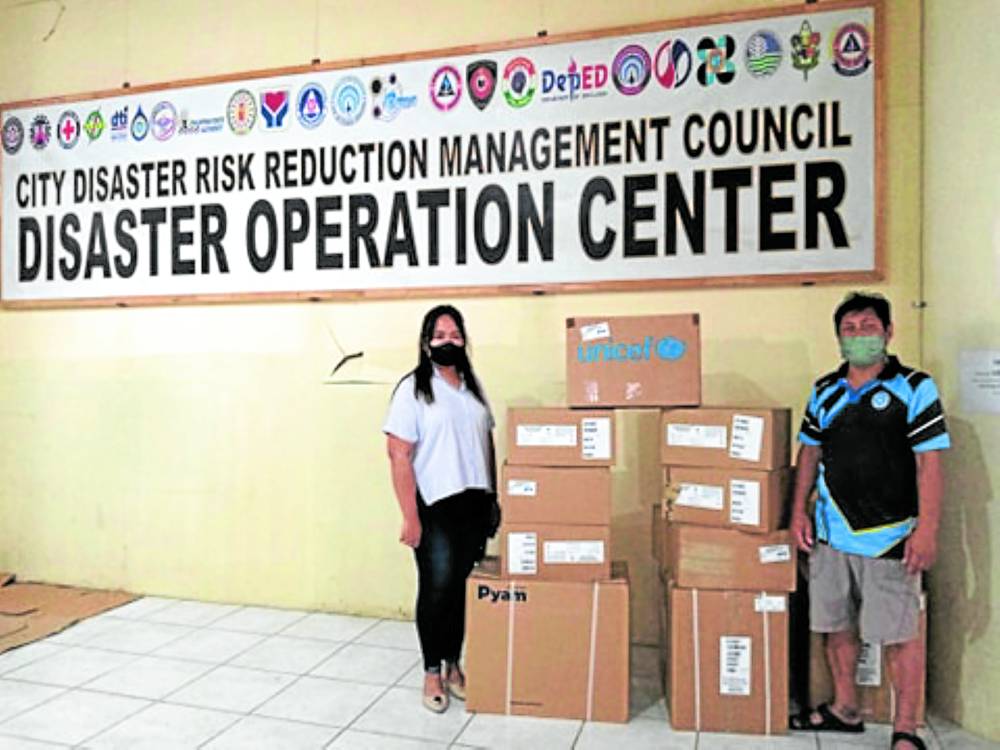 Cebu Pacific helps Unicef’s Typhoon “Odette” (international name: Rai) emergency response by providing airlift support of water, sanitation and hygiene supplies to affected areas in Palawan. 