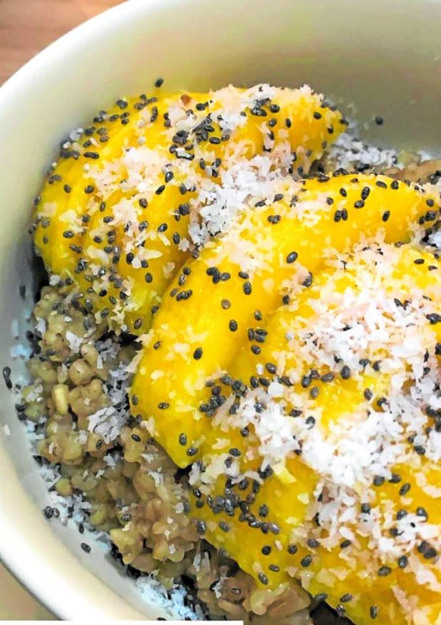 Steel-cut oats with mangoes and chia seeds