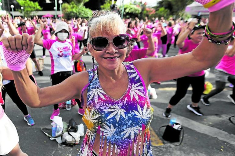 Women participate in a Zumba session for International Women’s Month in March: The critical decline in seniors is an old wives’ tale. —RICHARD A. REYES